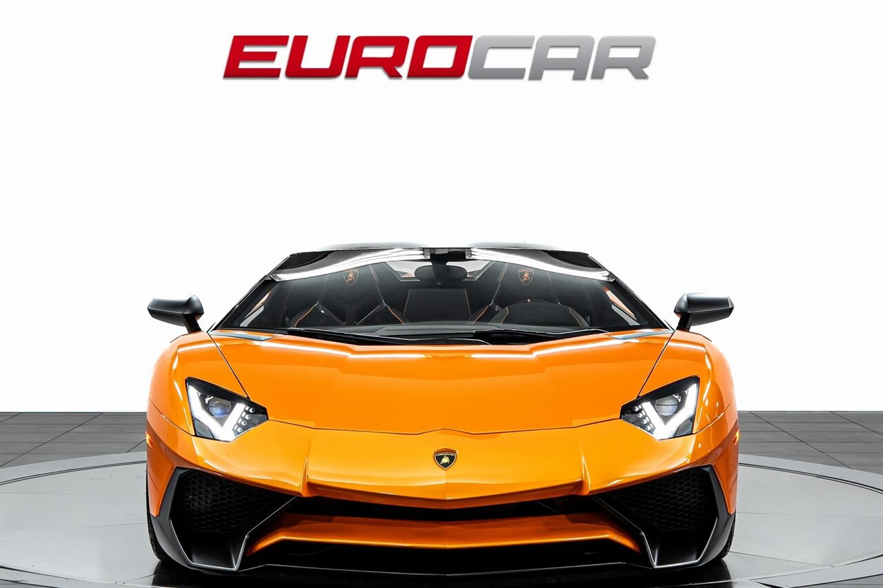 2016 Lamborghini Aventador LP750-4 SuperVeloce *HUGE CARBON OPTIONS* - Photo 10 - Costa Mesa, CA 92626