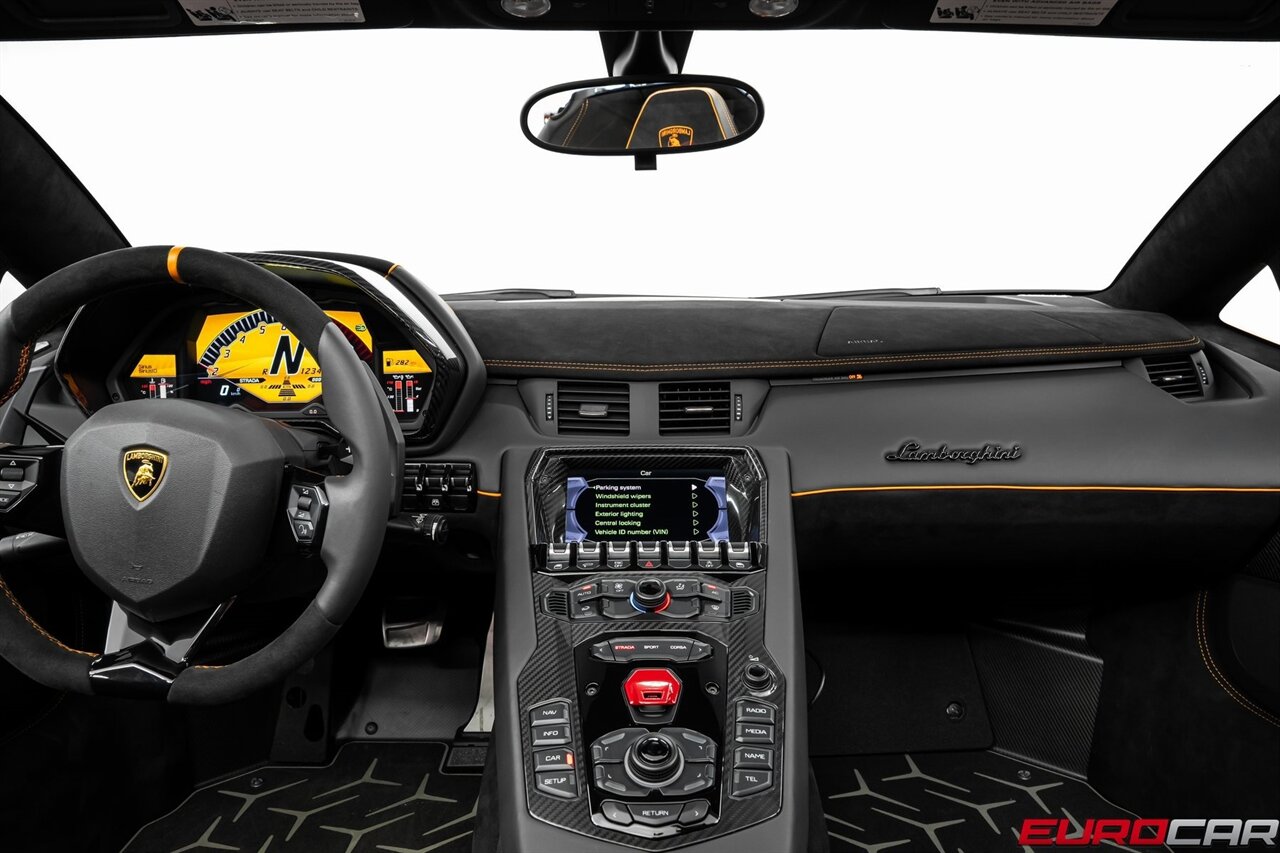 2016 Lamborghini Aventador LP750-4 SuperVeloce *HUGE CARBON OPTIONS* - Photo 35 - Costa Mesa, CA 92626