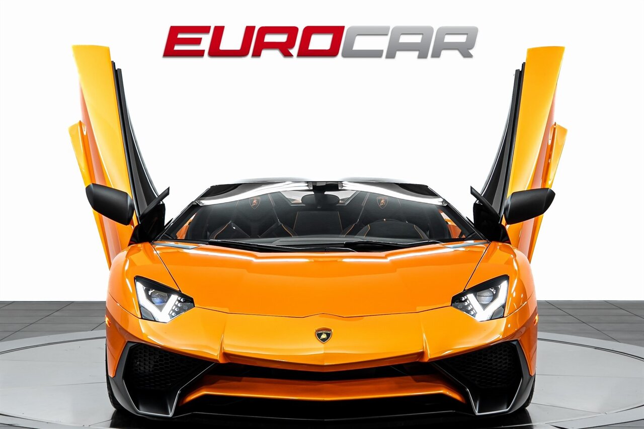 2016 Lamborghini Aventador LP750-4 SuperVeloce *HUGE CARBON OPTIONS* - Photo 11 - Costa Mesa, CA 92626