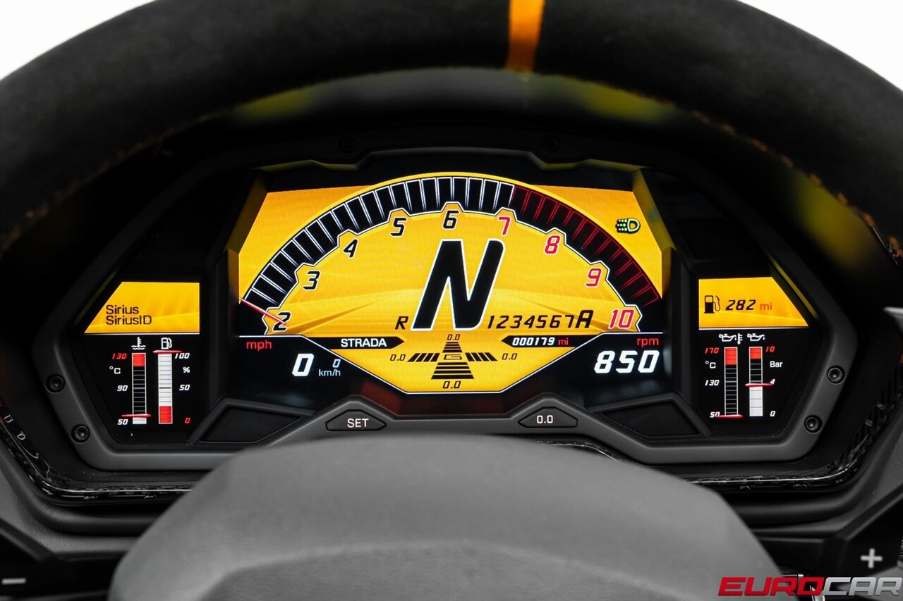 2016 Lamborghini Aventador LP750-4 SuperVeloce *HUGE CARBON OPTIONS* - Photo 37 - Costa Mesa, CA 92626