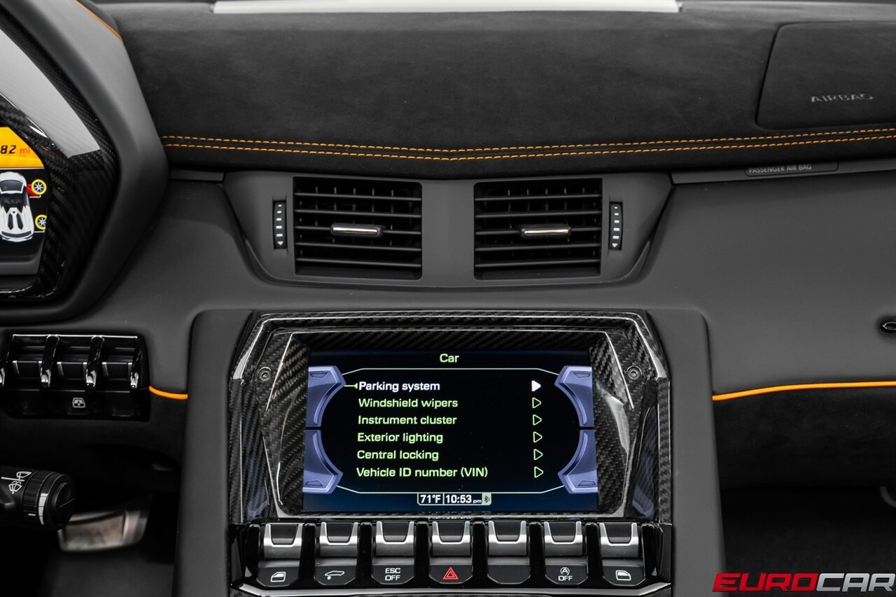 2016 Lamborghini Aventador LP750-4 SuperVeloce *HUGE CARBON OPTIONS* - Photo 39 - Costa Mesa, CA 92626