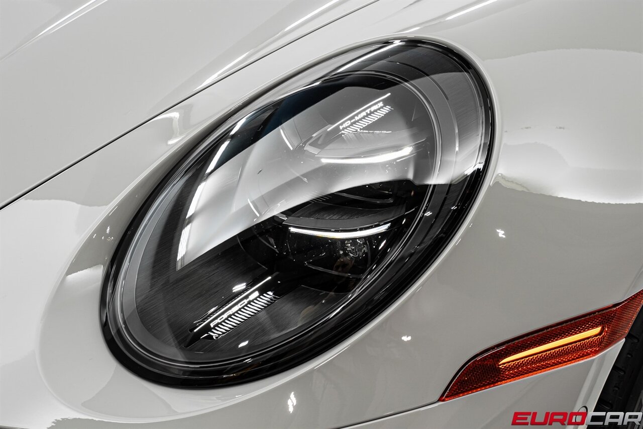 2026 Porsche 911 Carrera 4 GTS *SPORTDESIGN PACKAGE*   - Photo 14 - Costa Mesa, CA 92626