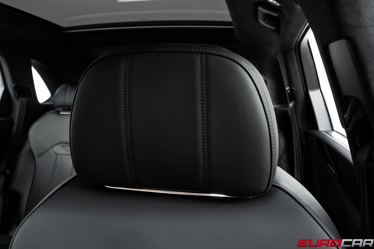 2024 Bentley Bentayga V8 *FRONT SEAT COMFORT SPEC * PANORAMIC SUNROOF*   - Photo 39 - Costa Mesa, CA 92626