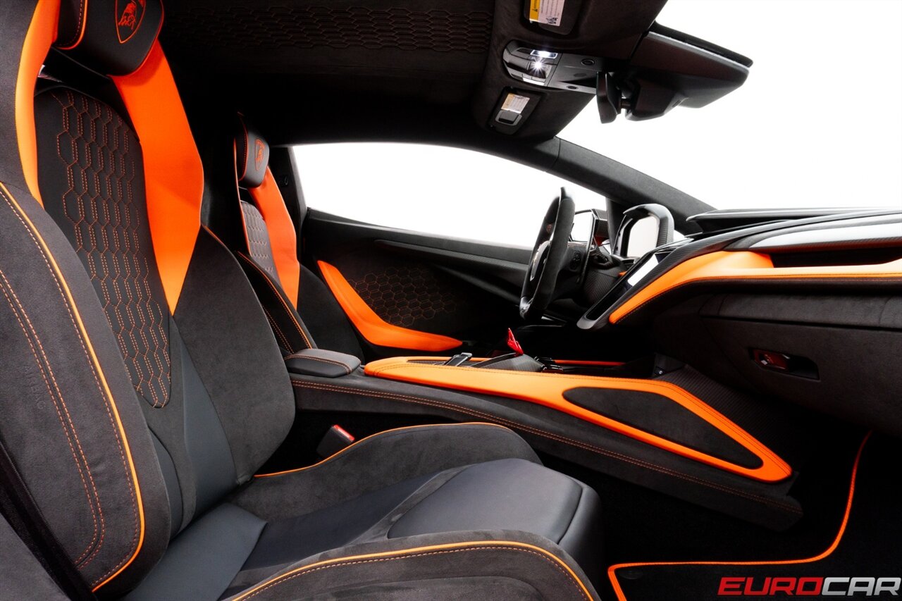 2024 Lamborghini Revuelto  *FULL EXTERIOR CARBON PACKAGES * CARBON INTERIOR * $22K FACTORY PAINT* - Photo 55 - Costa Mesa, CA 92626