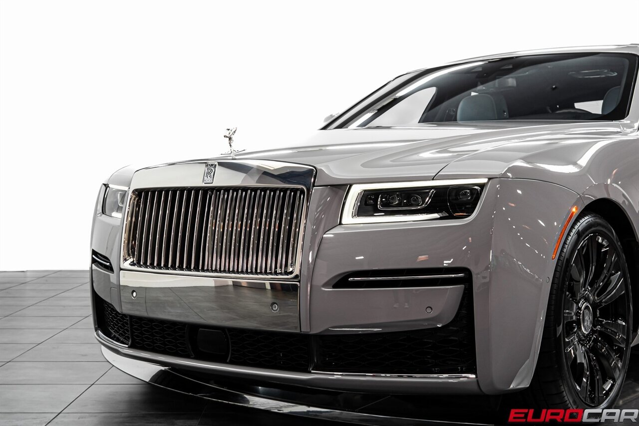 2022 Rolls-Royce Ghost *RARE COLOR COMBO * IMMERSIVE REAR SEATING* - Photo 14 - Costa Mesa, CA 92626
