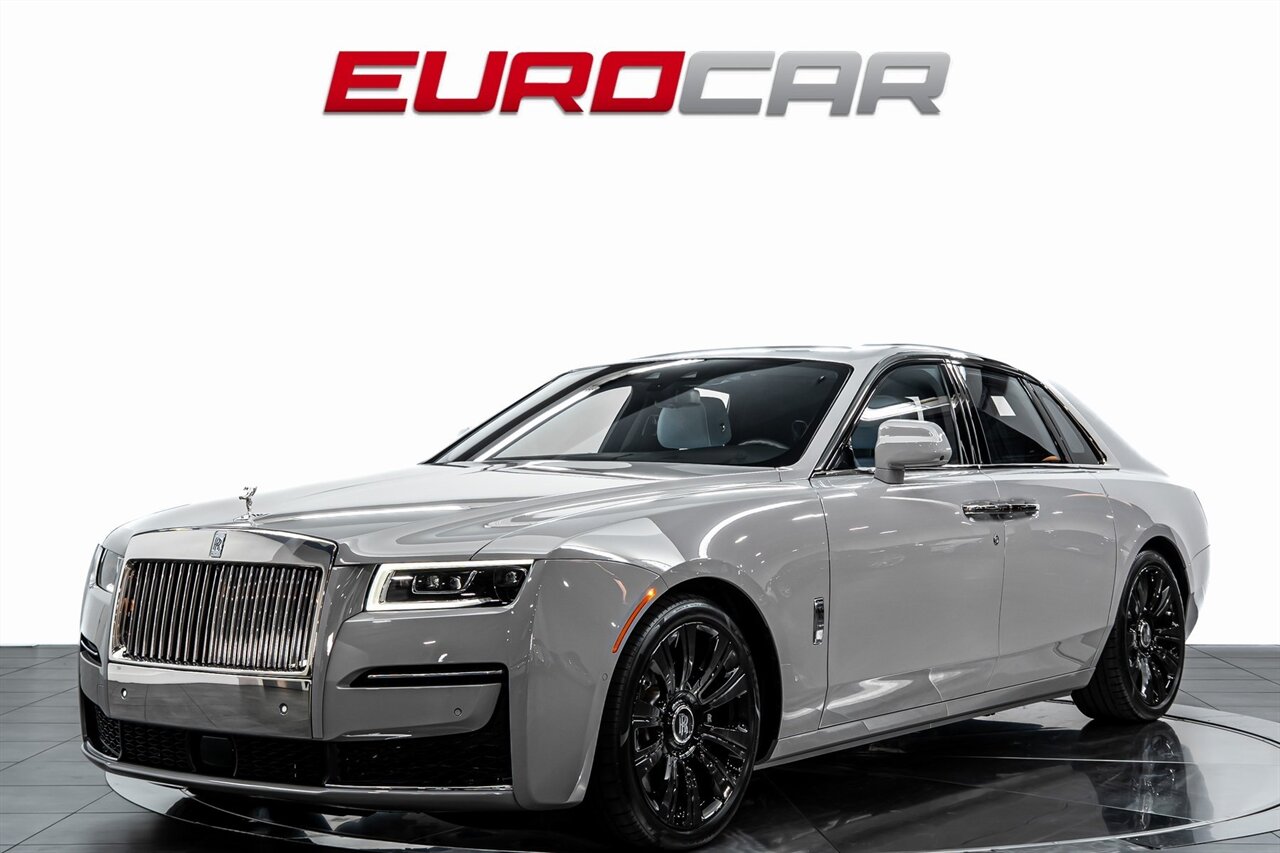 2022 Rolls-Royce Ghost *RARE COLOR COMBO * IMMERSIVE REAR SEATING* - Photo 1 - Costa Mesa, CA 92626