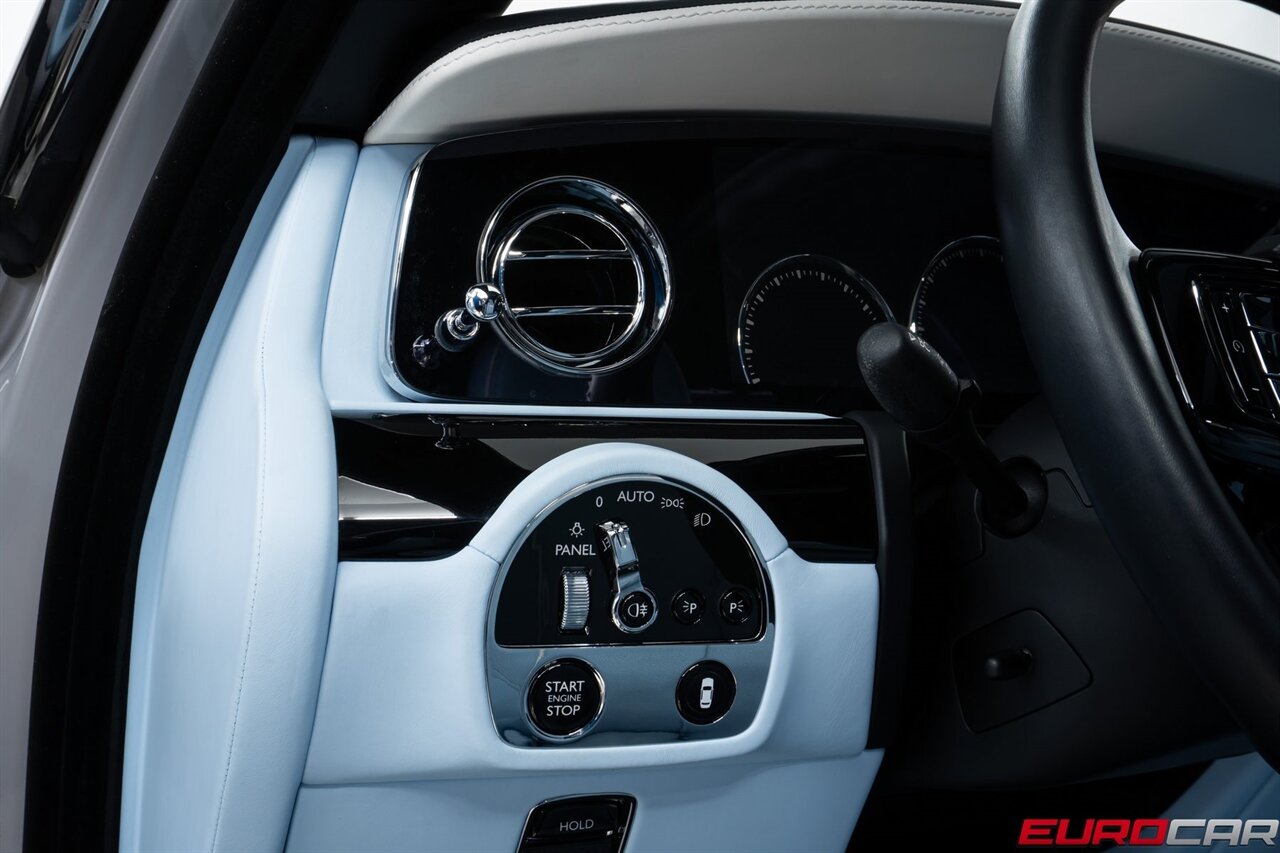 2022 Rolls-Royce Ghost *RARE COLOR COMBO * IMMERSIVE REAR SEATING* - Photo 26 - Costa Mesa, CA 92626