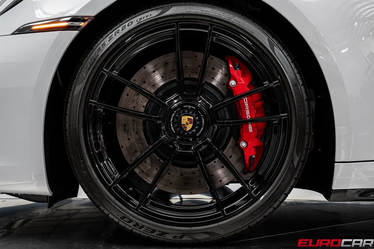 2024 Porsche 911 Carrera GTS *PREMIUM PACKAGE * FRONT AXLE LIFT*   - Photo 20 - Costa Mesa, CA 92626