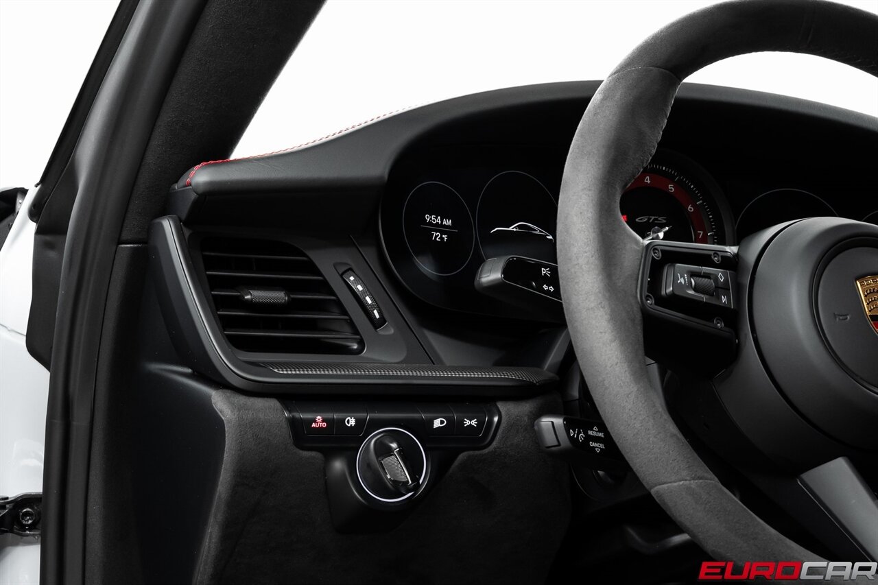 2024 Porsche 911 Carrera GTS *PREMIUM PACKAGE * FRONT AXLE LIFT*   - Photo 25 - Costa Mesa, CA 92626