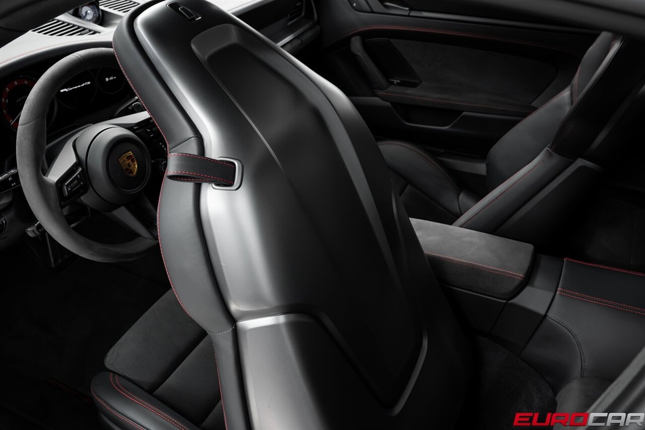 2024 Porsche 911 Carrera GTS *PREMIUM PACKAGE * FRONT AXLE LIFT*   - Photo 40 - Costa Mesa, CA 92626