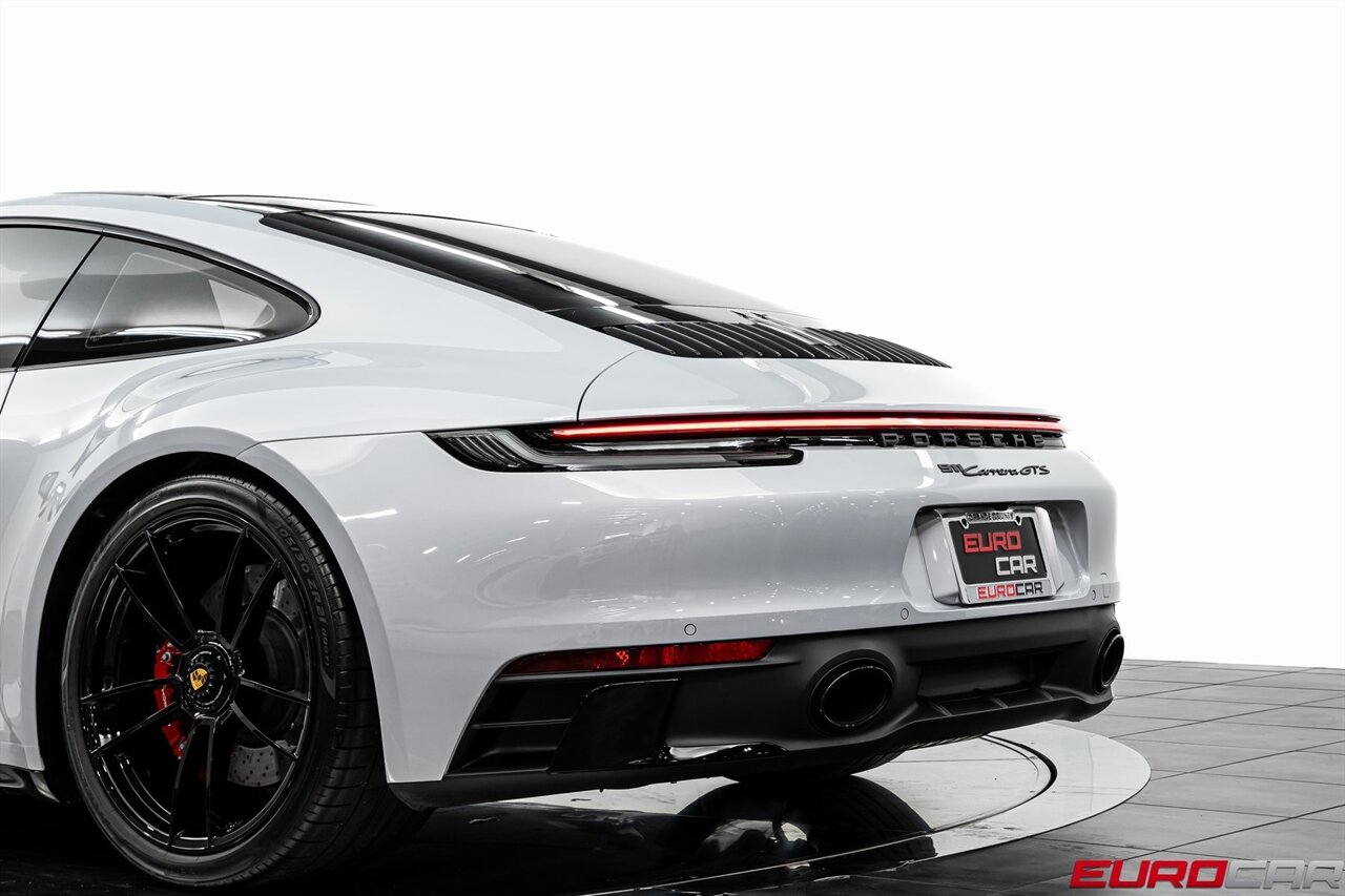 2024 Porsche 911 Carrera GTS *PREMIUM PACKAGE * FRONT AXLE LIFT*   - Photo 16 - Costa Mesa, CA 92626