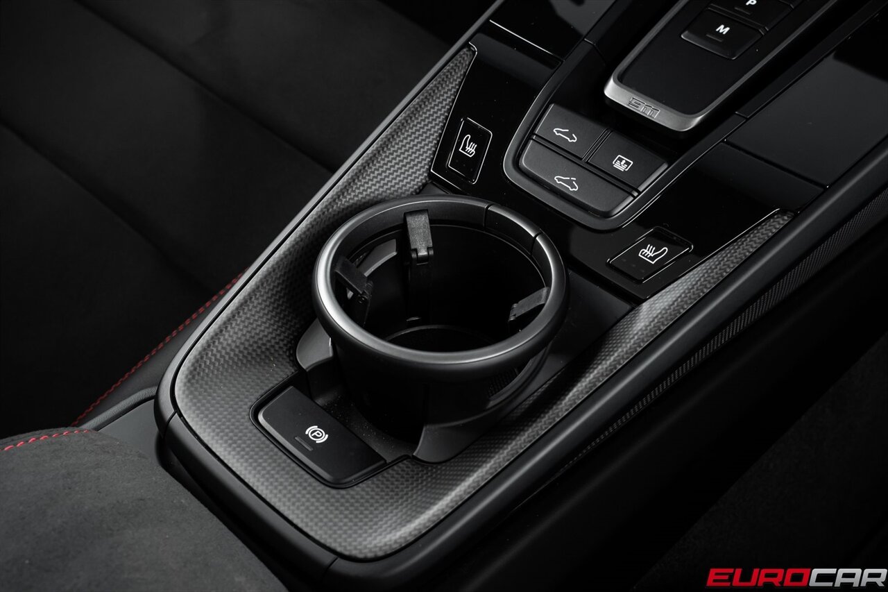 2024 Porsche 911 Carrera GTS *PREMIUM PACKAGE * FRONT AXLE LIFT*   - Photo 33 - Costa Mesa, CA 92626