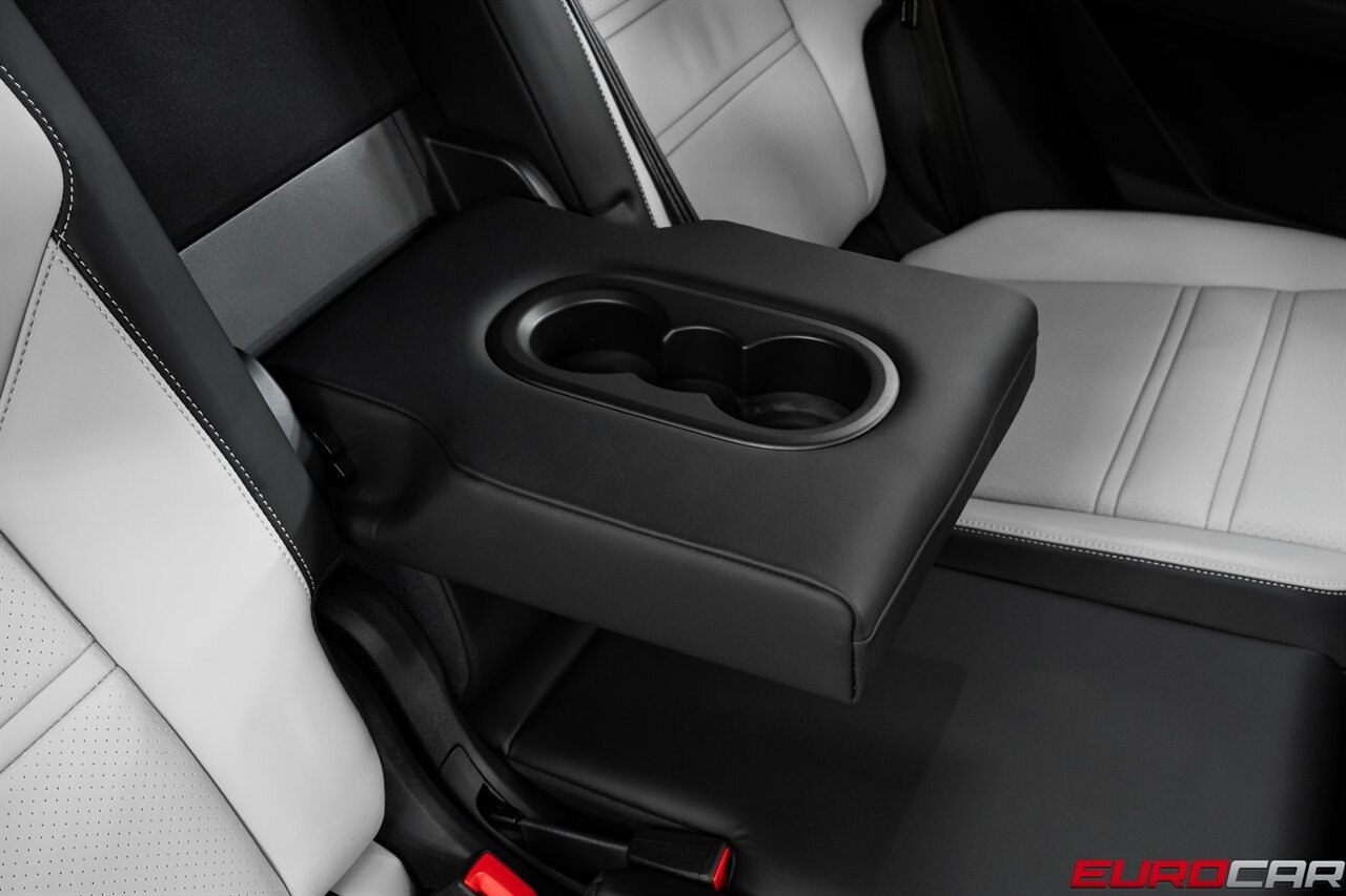 2025 Porsche Cayenne Turbo *PREMIUM PACKAGE * PASSENGER DISPLAY*   - Photo 42 - Costa Mesa, CA 92626