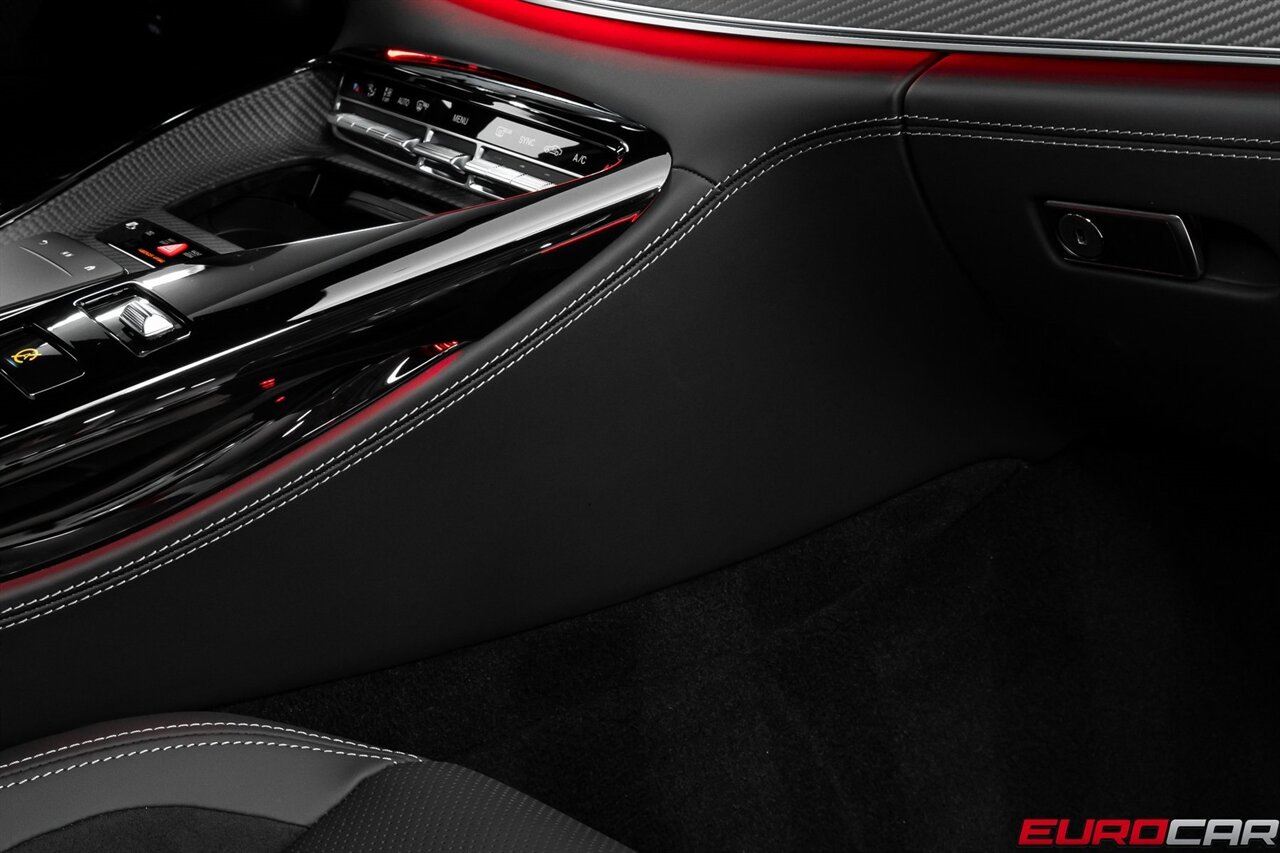 2024 Mercedes-Benz AMG GT 63 Base 4MATIC® *AMG CARBON FIBER PACKAGE * PANORAMIC ROOF* - Photo 35 - Costa Mesa, CA 92626