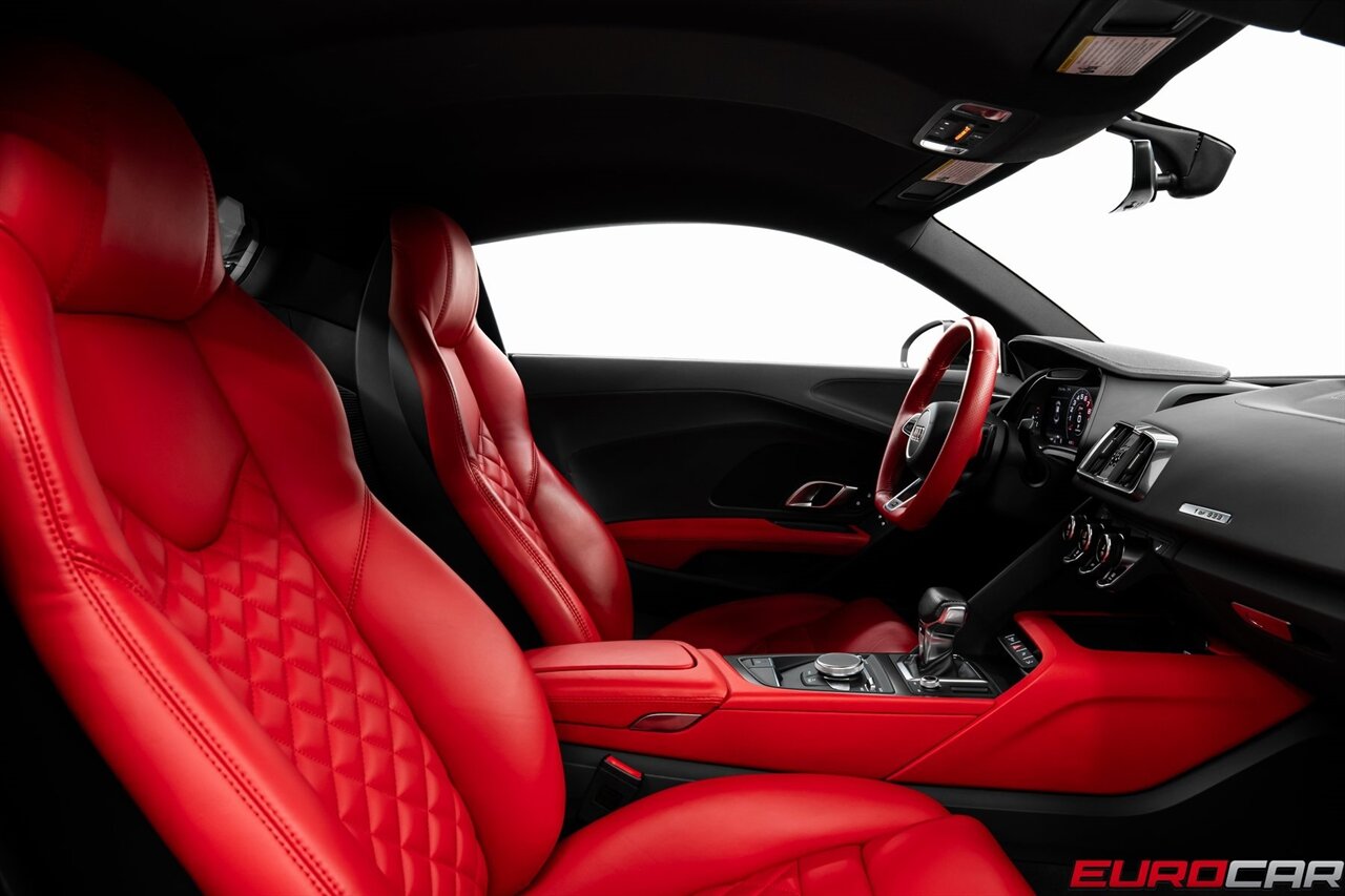 2018 Audi R8 5.2 *1 of 999 * CARBON FIBER REAR DIFFUSER*  *1 of 999 * CARBON FIBER REAR DIFFUSER* - Photo 38 - Costa Mesa, CA 92626