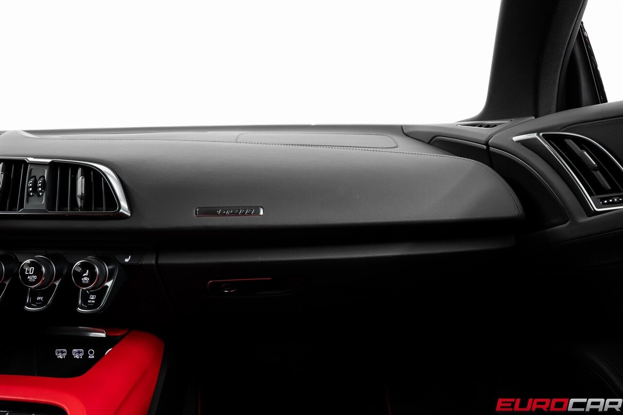 2018 Audi R8 5.2 *1 of 999 * CARBON FIBER REAR DIFFUSER*  *1 of 999 * CARBON FIBER REAR DIFFUSER* - Photo 34 - Costa Mesa, CA 92626