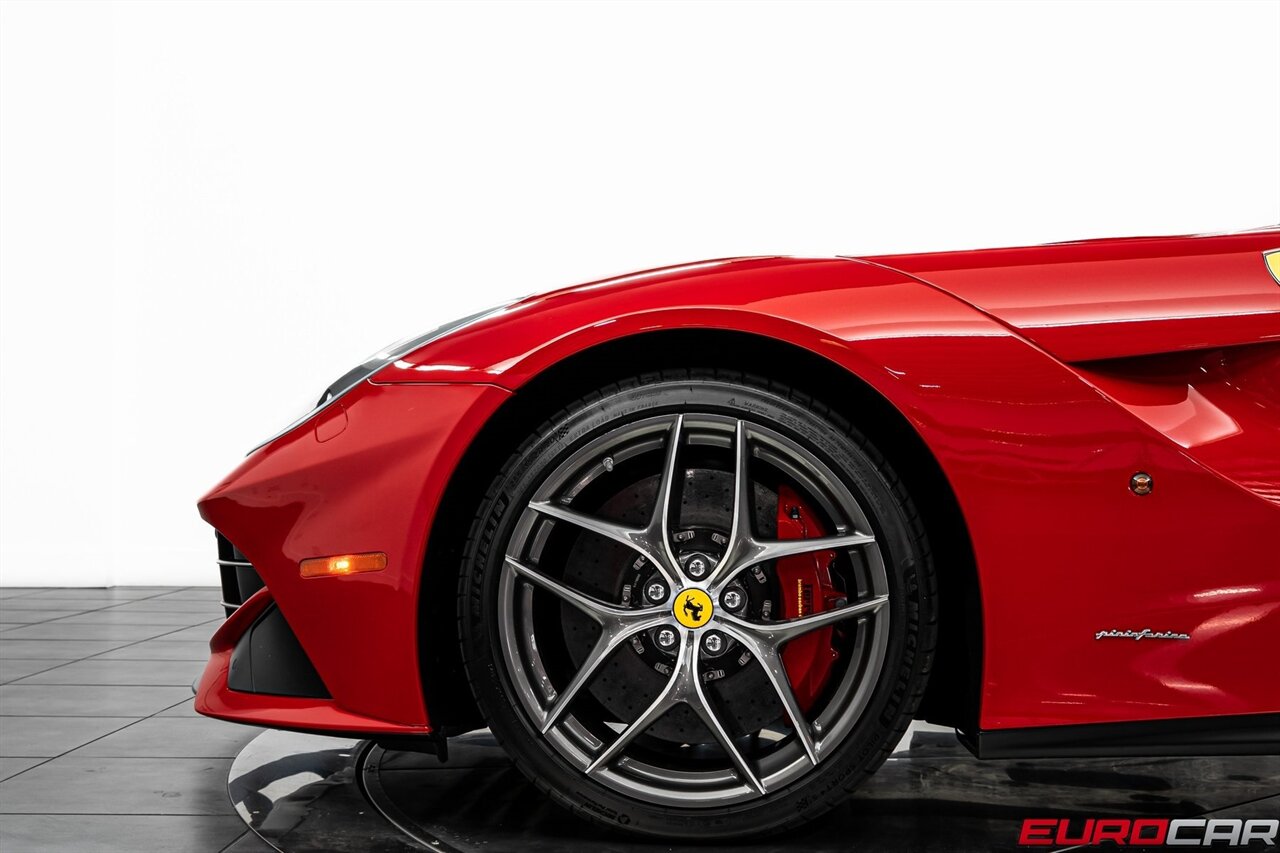 2014 Ferrari F12berlinetta  *CARBON FIBER LED STEERING WHEEL * FULL BODY PPF* - Photo 14 - Costa Mesa, CA 92626