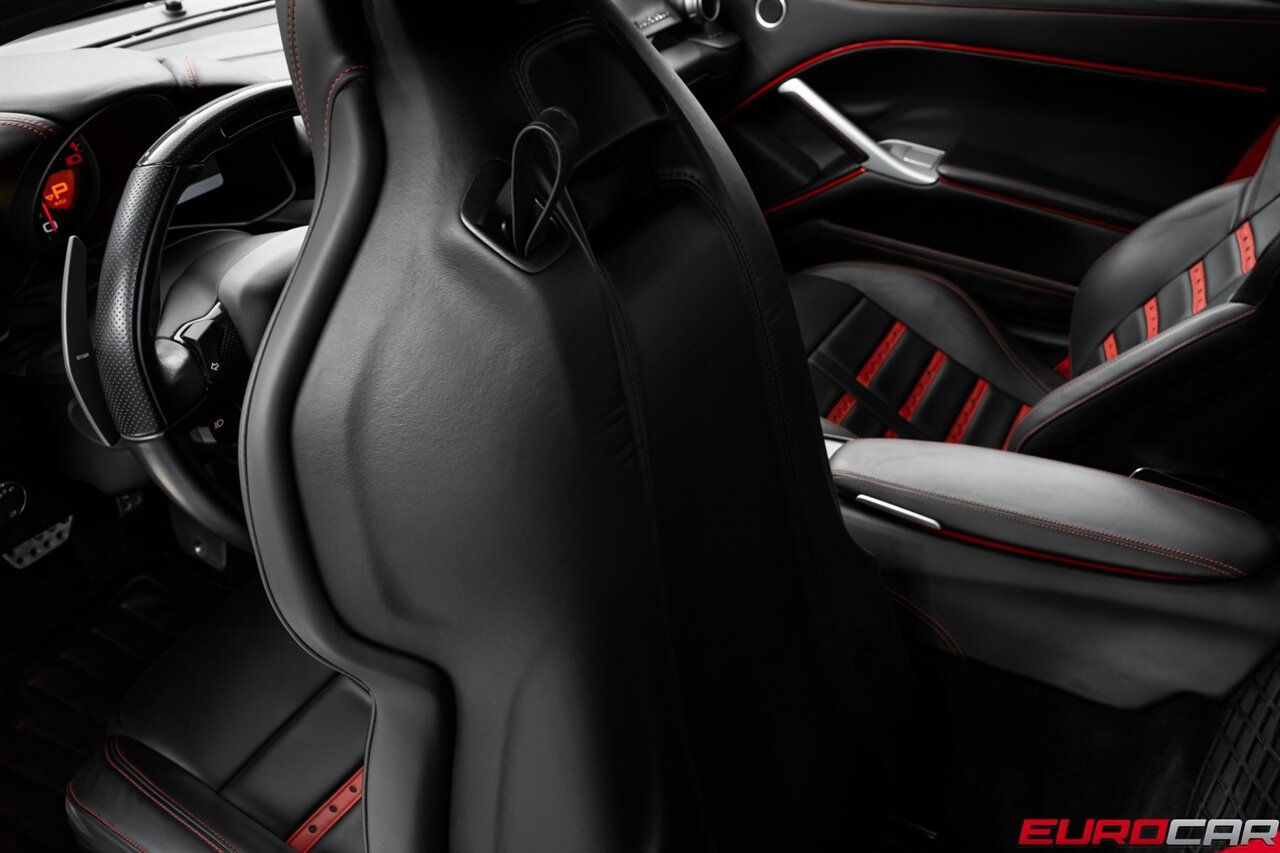 2014 Ferrari F12berlinetta  *CARBON FIBER LED STEERING WHEEL * FULL BODY PPF* - Photo 43 - Costa Mesa, CA 92626