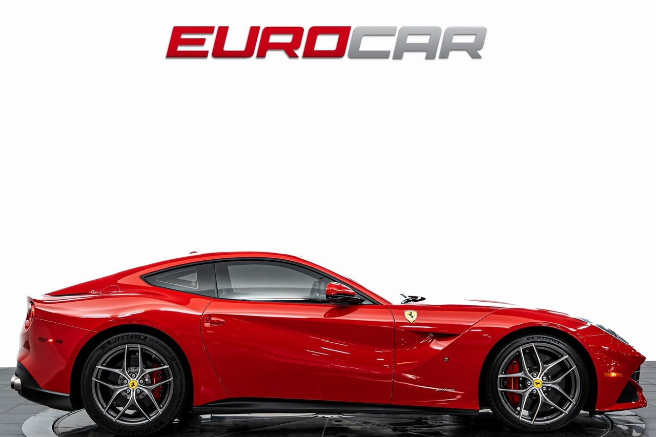 2014 Ferrari F12berlinetta  *CARBON FIBER LED STEERING WHEEL * FULL BODY PPF* - Photo 6 - Costa Mesa, CA 92626
