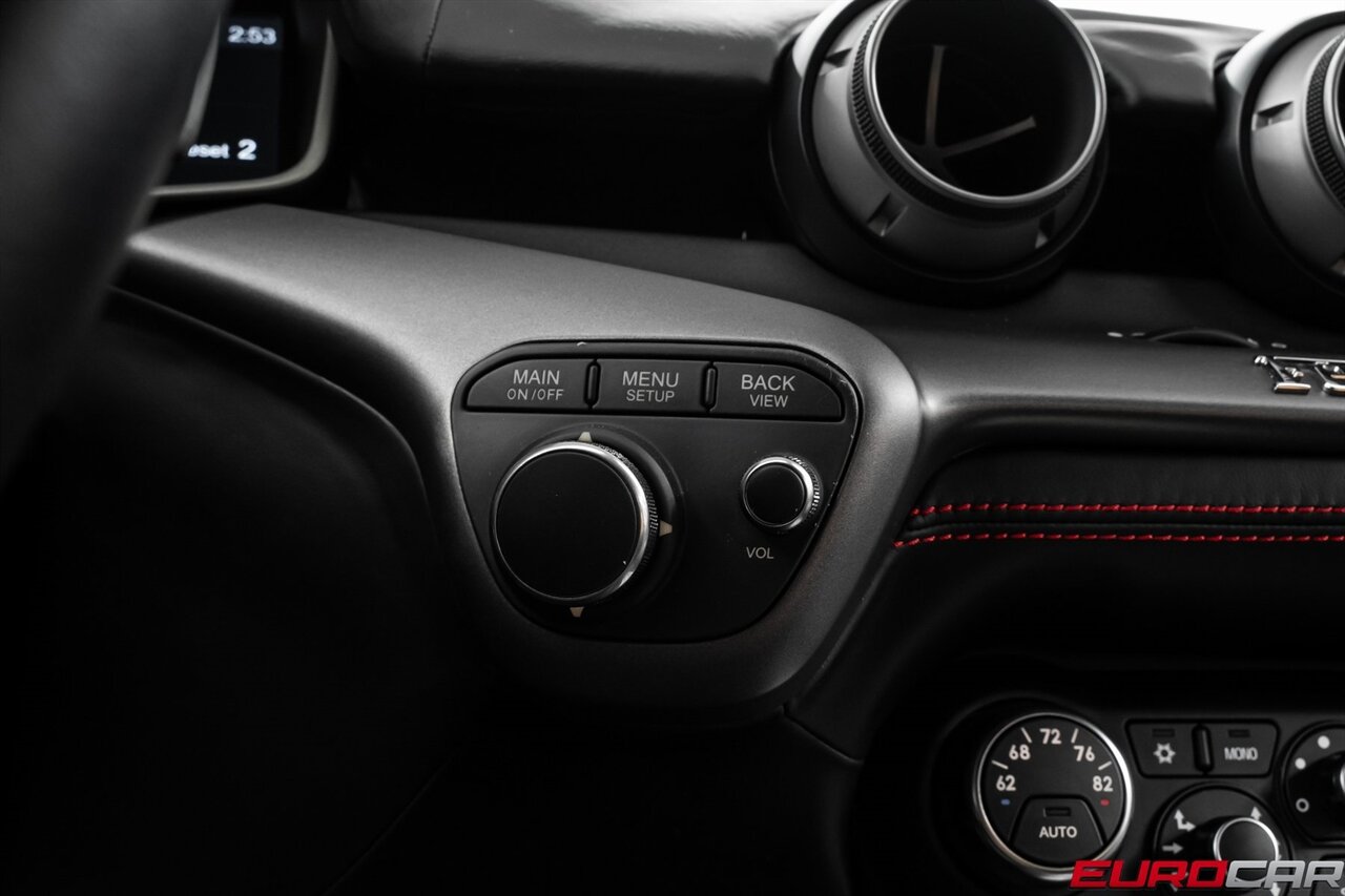 2014 Ferrari F12berlinetta  *CARBON FIBER LED STEERING WHEEL * FULL BODY PPF* - Photo 33 - Costa Mesa, CA 92626