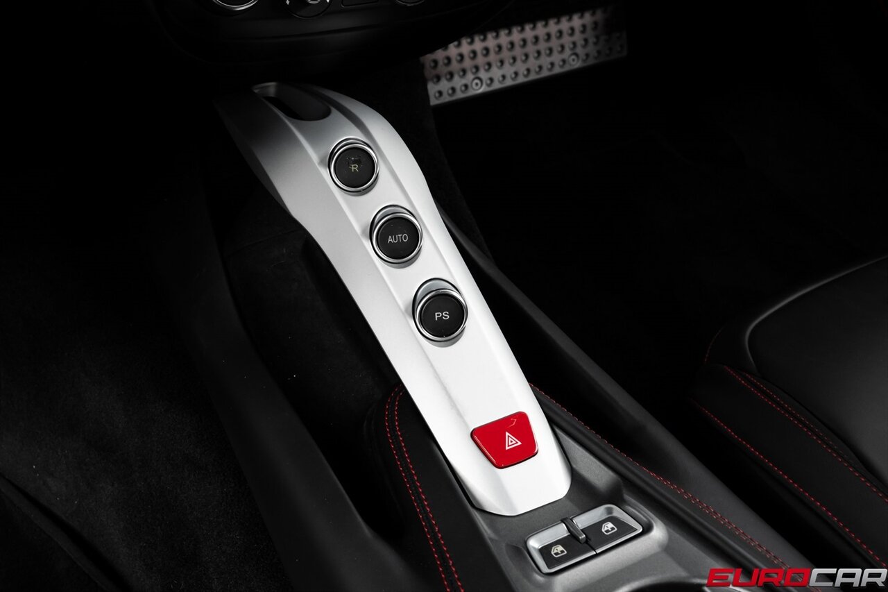 2014 Ferrari F12berlinetta  *CARBON FIBER LED STEERING WHEEL * FULL BODY PPF* - Photo 35 - Costa Mesa, CA 92626