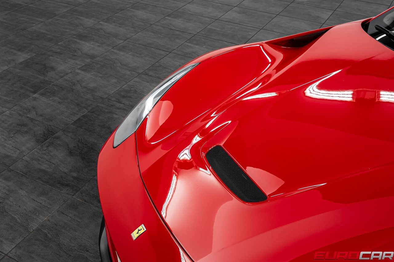 2014 Ferrari F12berlinetta  *CARBON FIBER LED STEERING WHEEL * FULL BODY PPF* - Photo 9 - Costa Mesa, CA 92626