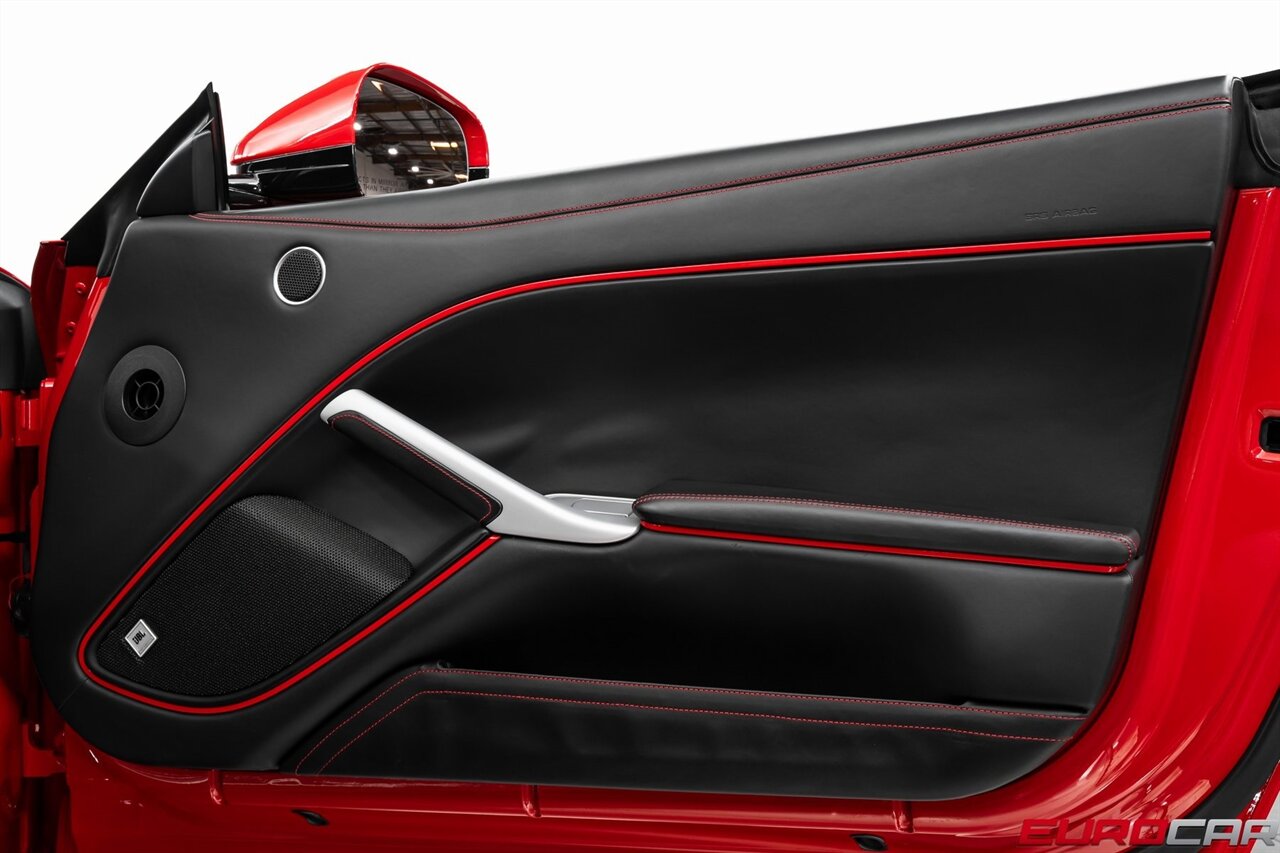 2014 Ferrari F12berlinetta  *CARBON FIBER LED STEERING WHEEL * FULL BODY PPF* - Photo 24 - Costa Mesa, CA 92626