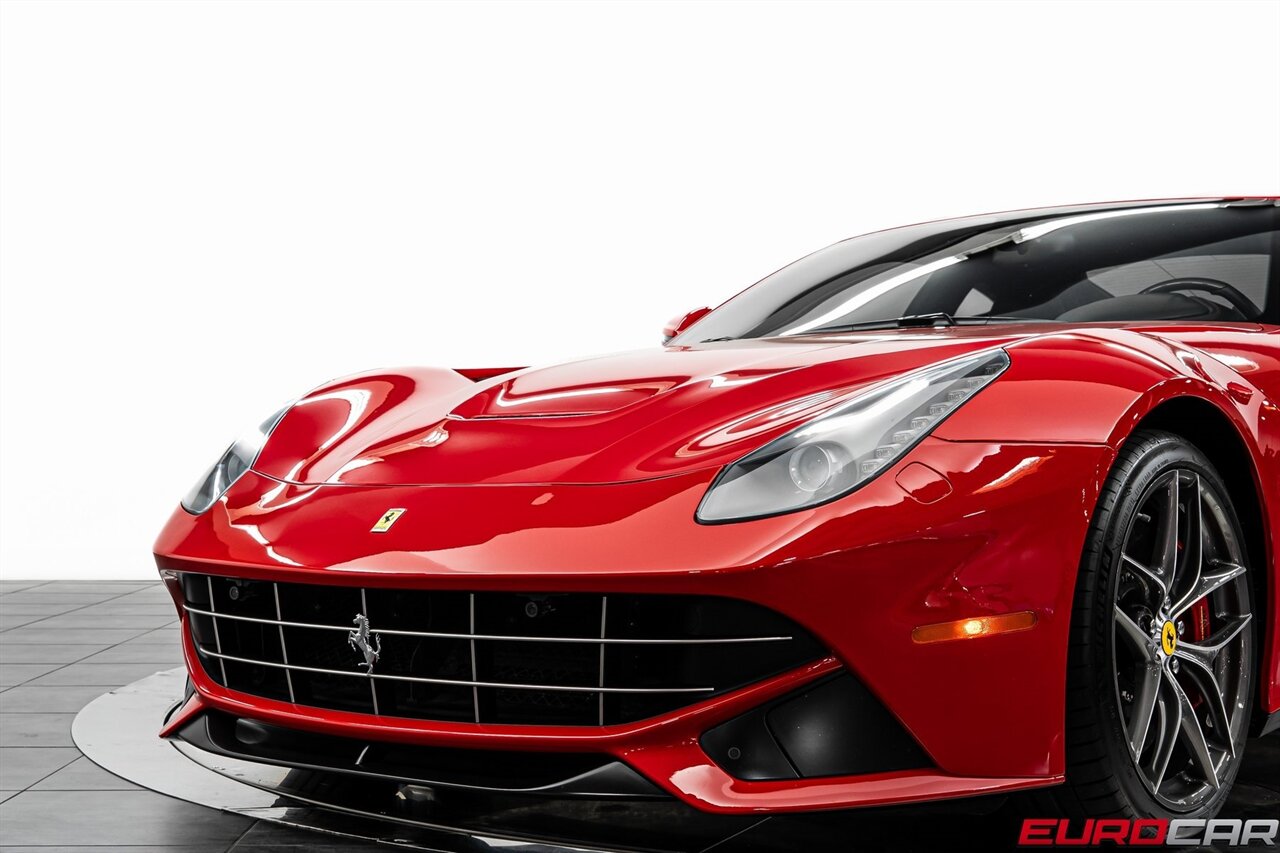 2014 Ferrari F12berlinetta  *CARBON FIBER LED STEERING WHEEL * FULL BODY PPF* - Photo 13 - Costa Mesa, CA 92626