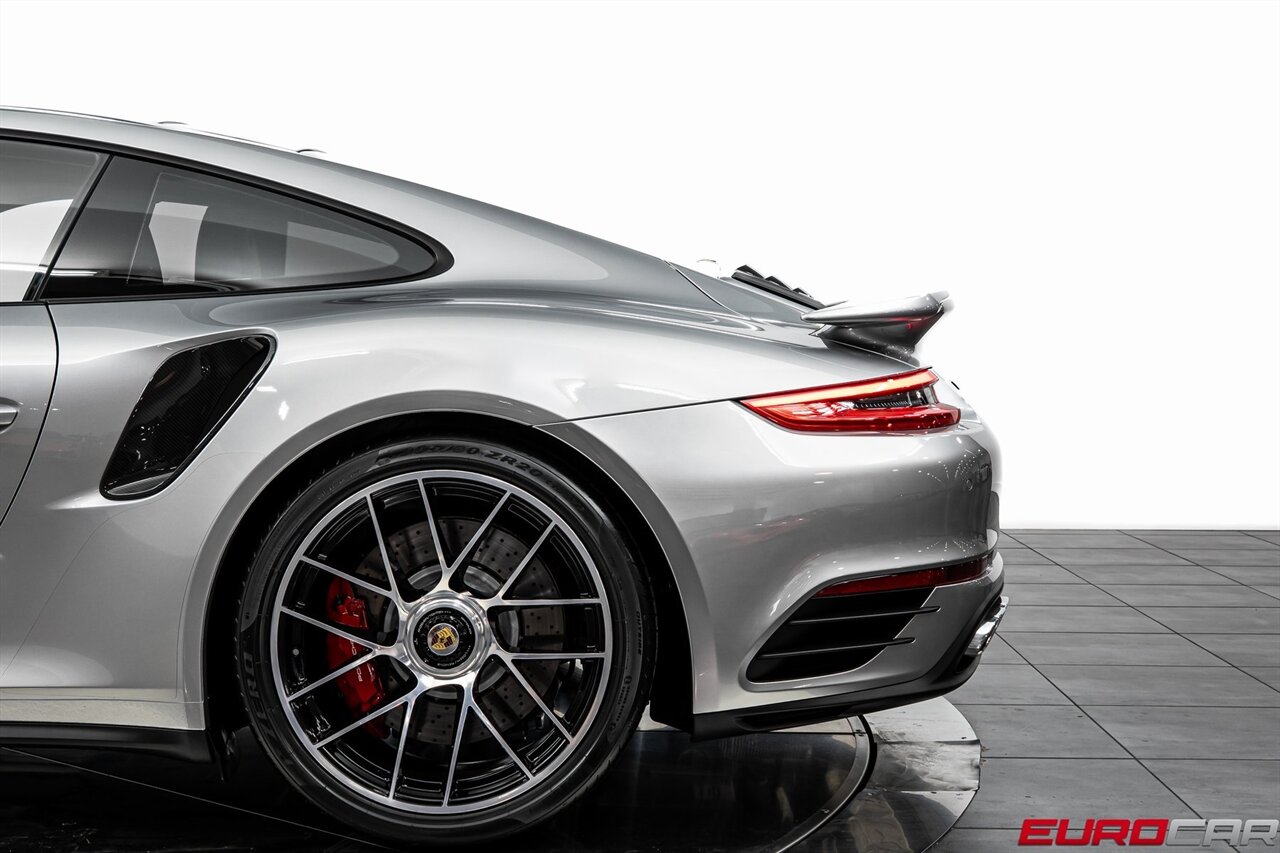 2017 Porsche 911 Turbo *GLASS SUNROOF * CARBON FIBER INTERIOR TRIM*   - Photo 17 - Costa Mesa, CA 92626