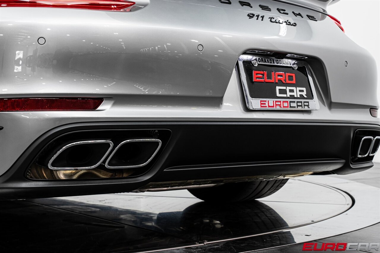 2017 Porsche 911 Turbo *GLASS SUNROOF * CARBON FIBER INTERIOR TRIM*   - Photo 23 - Costa Mesa, CA 92626