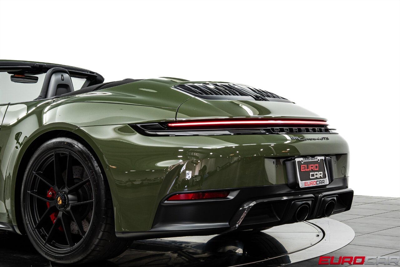 2025 Porsche 911 Carrera 4 GTS  *PAINT TO SAMPLE * SPORT DESIGN PACKAGE * GTS INTERIOR PACKAGE* - Photo 21 - Costa Mesa, CA 92626