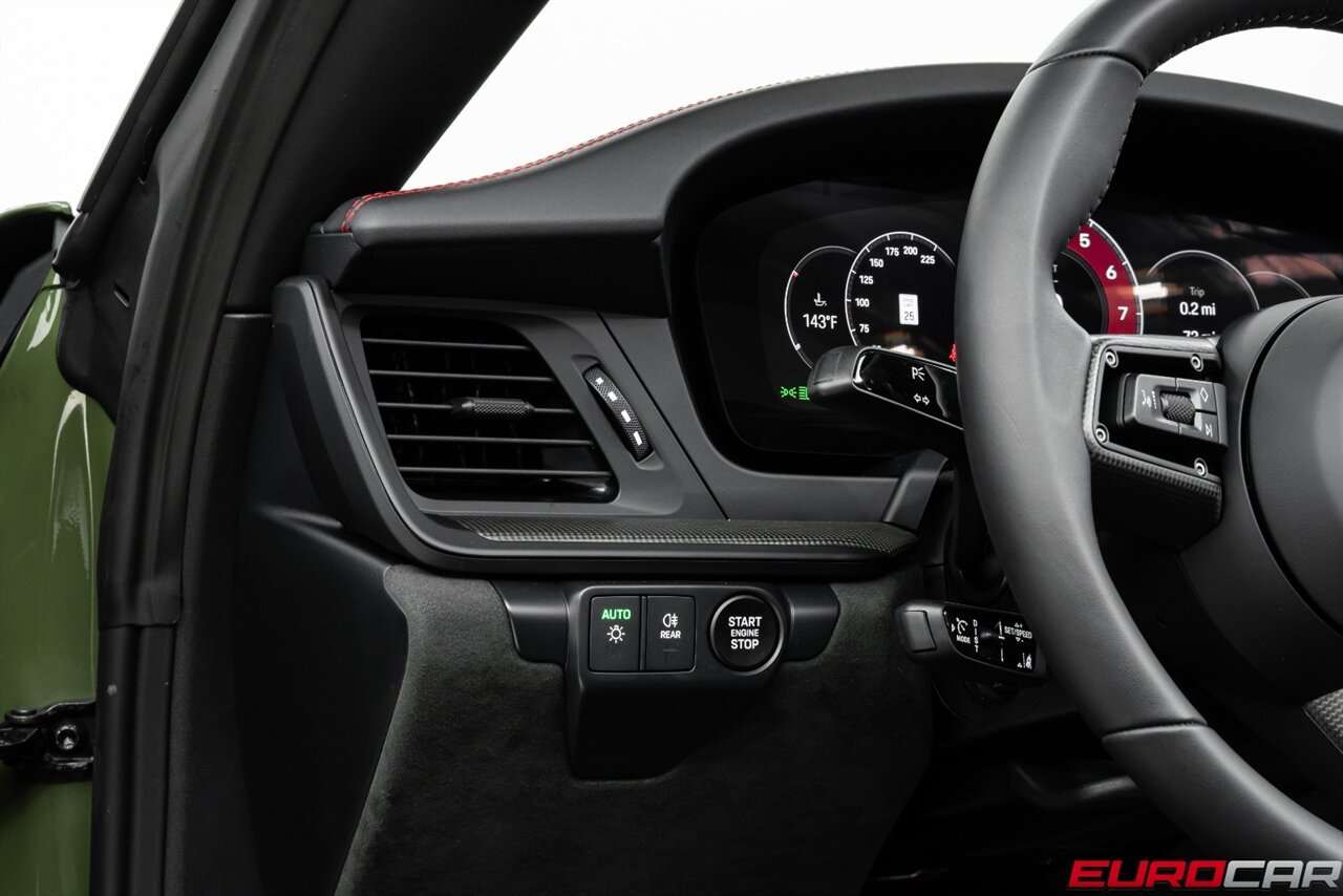 2025 Porsche 911 Carrera 4 GTS  *PAINT TO SAMPLE * SPORT DESIGN PACKAGE * GTS INTERIOR PACKAGE* - Photo 30 - Costa Mesa, CA 92626