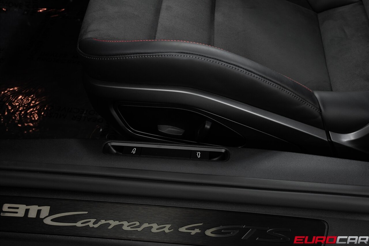 2025 Porsche 911 Carrera 4 GTS  *PAINT TO SAMPLE * SPORT DESIGN PACKAGE * GTS INTERIOR PACKAGE* - Photo 50 - Costa Mesa, CA 92626
