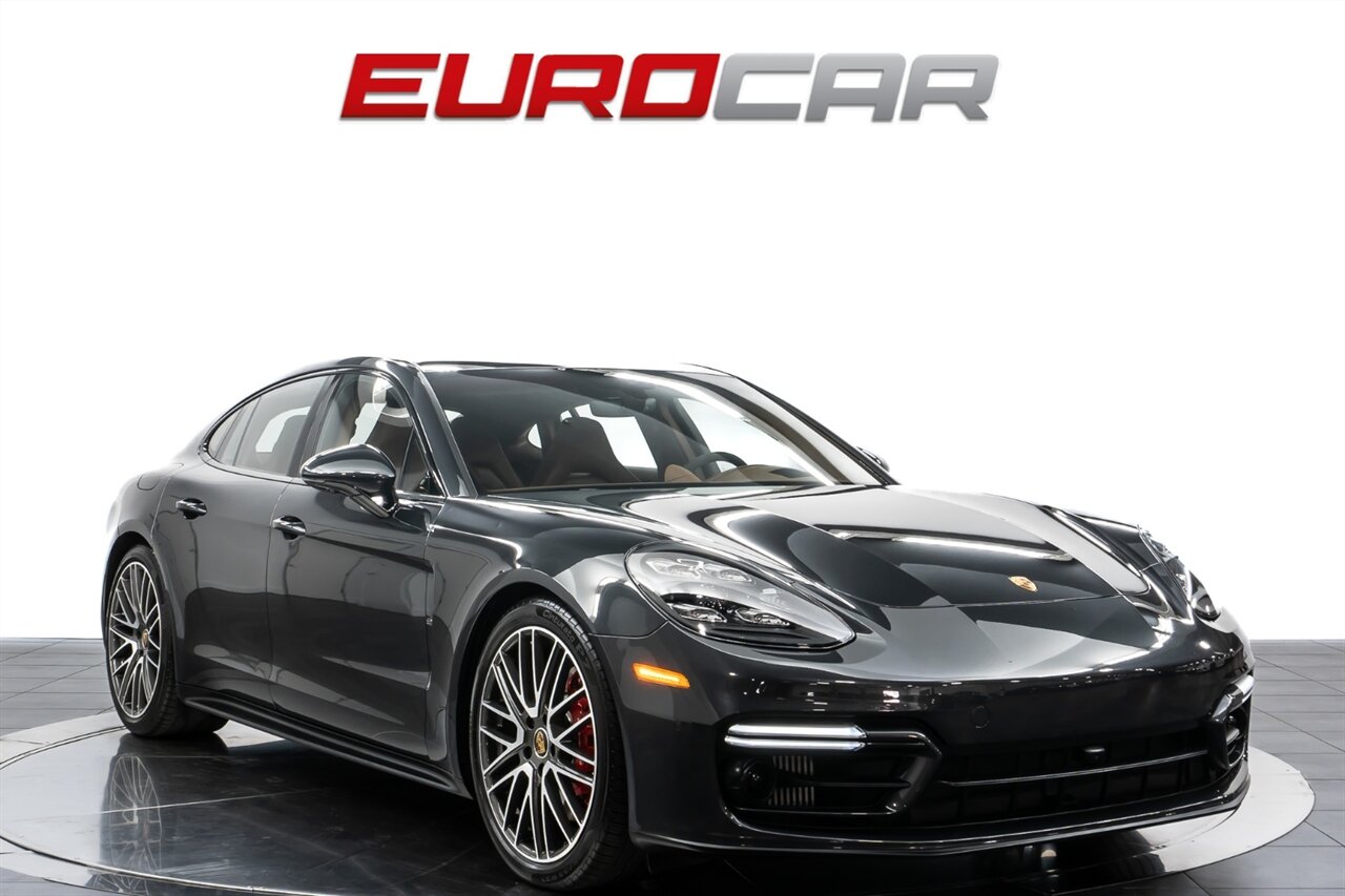 2021 Porsche Panamera GTS  *PREMIUM PACKAGE * CARBON FIBER * FULL ASSISTANCE PACKAGE* - Photo 7 - Costa Mesa, CA 92626