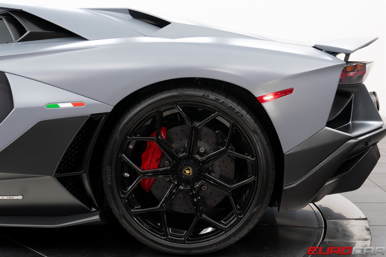 2022 Lamborghini Aventador LP 780-4 Ultimae  *$17,500 FACTORY MATTE * CARBON FIBER OPTIONS* - Photo 12 - Costa Mesa, CA 92626