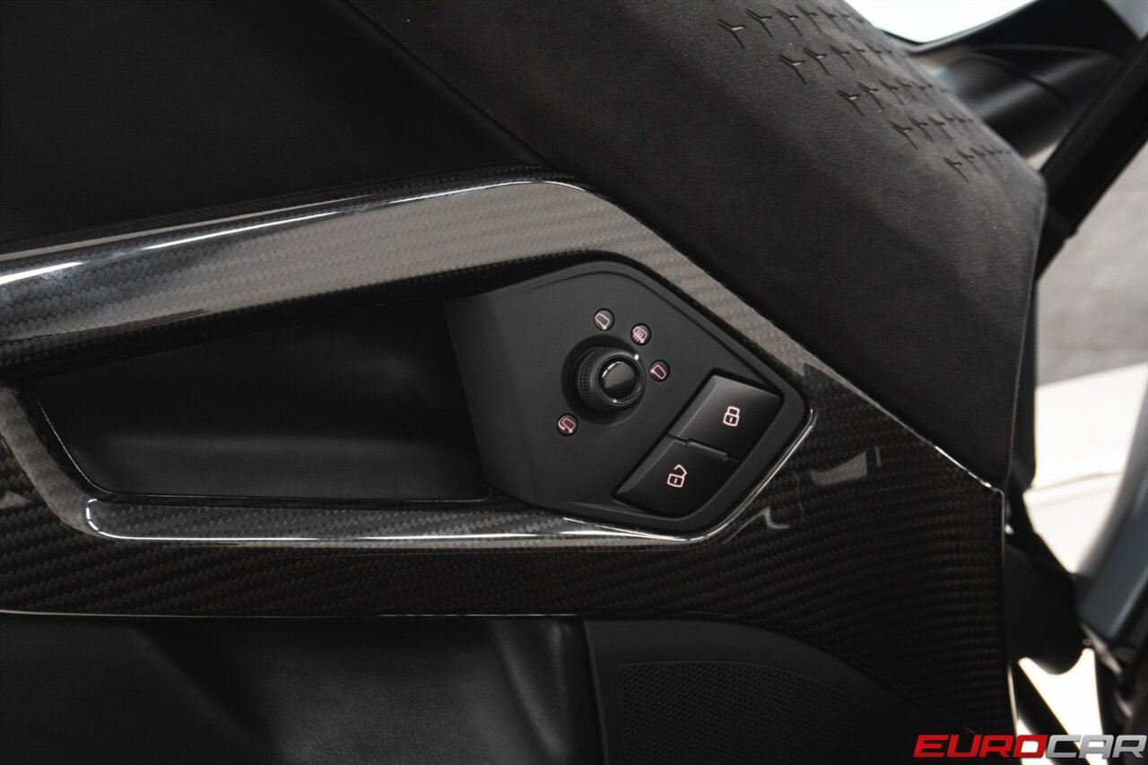 2022 Lamborghini Aventador LP 780-4 Ultimae  *$17,500 FACTORY MATTE * CARBON FIBER OPTIONS* - Photo 22 - Costa Mesa, CA 92626