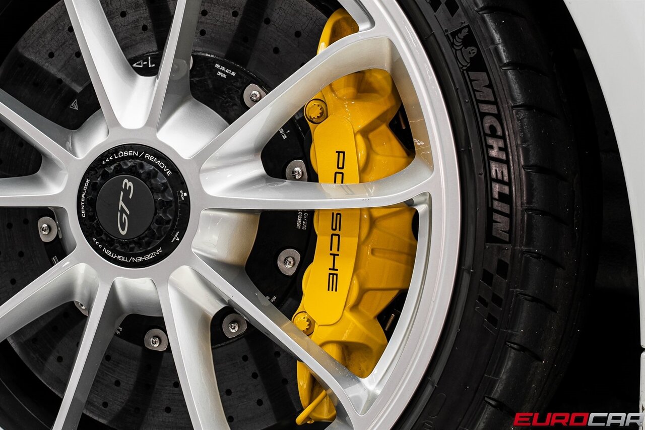 2019 Porsche 911 GT3 *FRONT AXLE LIFT * ADAPTIVE SPORT SEATS PLUS*   - Photo 24 - Costa Mesa, CA 92626
