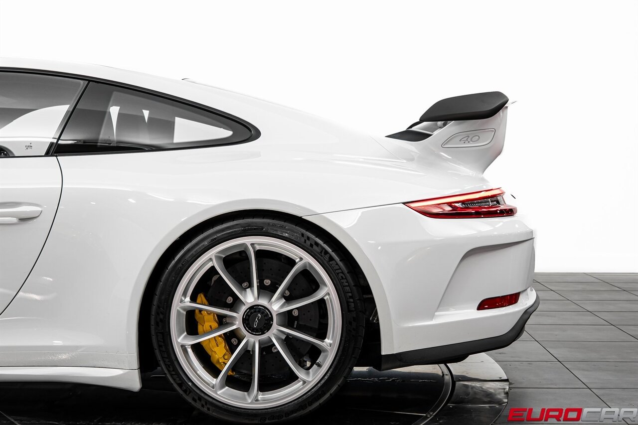 2019 Porsche 911 GT3 *FRONT AXLE LIFT * ADAPTIVE SPORT SEATS PLUS*   - Photo 17 - Costa Mesa, CA 92626