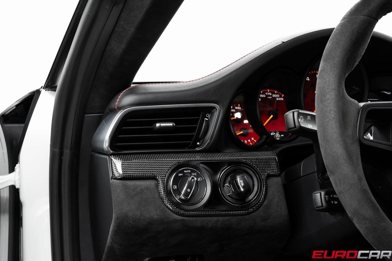 2019 Porsche 911 GT3 *FRONT AXLE LIFT * ADAPTIVE SPORT SEATS PLUS*   - Photo 28 - Costa Mesa, CA 92626