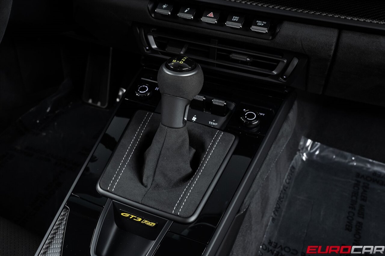 2025 Porsche 911 GT3 RS *WEISSACH PACKAGE * CARBON BUCKET SEATS*   - Photo 35 - Costa Mesa, CA 92626