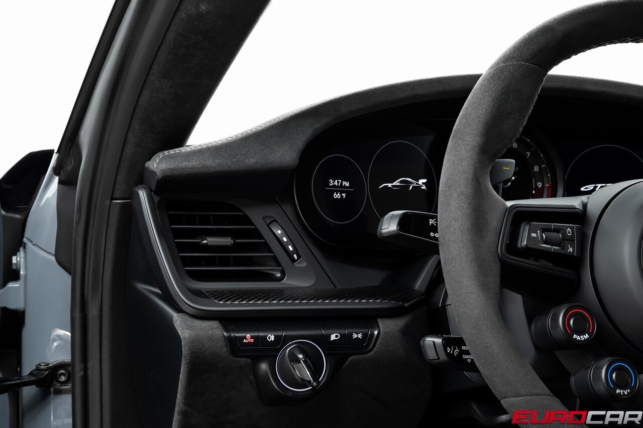 2025 Porsche 911 GT3 RS *WEISSACH PACKAGE * CARBON BUCKET SEATS*   - Photo 29 - Costa Mesa, CA 92626