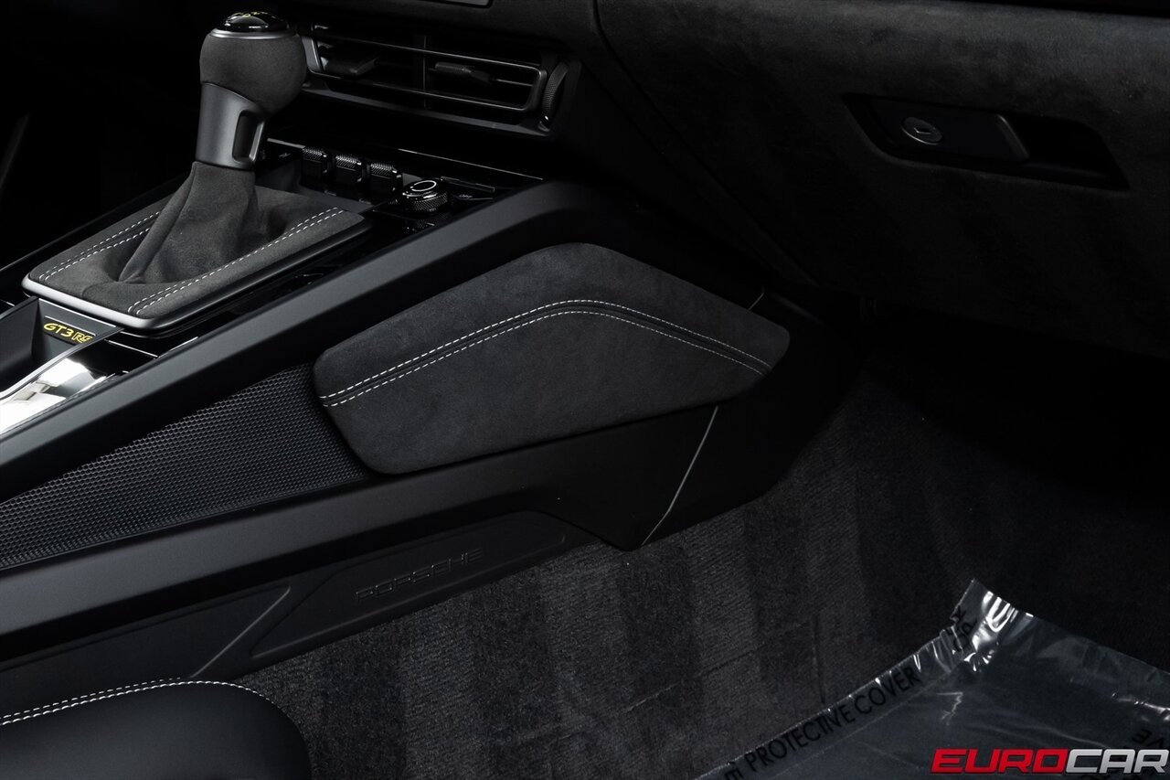 2025 Porsche 911 GT3 RS *WEISSACH PACKAGE * CARBON BUCKET SEATS*   - Photo 40 - Costa Mesa, CA 92626