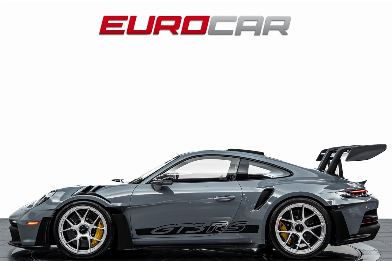 2025 Porsche 911 GT3 RS *WEISSACH PACKAGE * CARBON BUCKET SEATS*   - Photo 2 - Costa Mesa, CA 92626