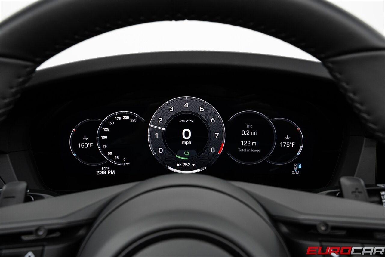 2025 Porsche 911 Targa 4 GTS *FRONT AXLE LIFT * PREMIUM PACKAGE* - Photo 30 - Costa Mesa, CA 92626