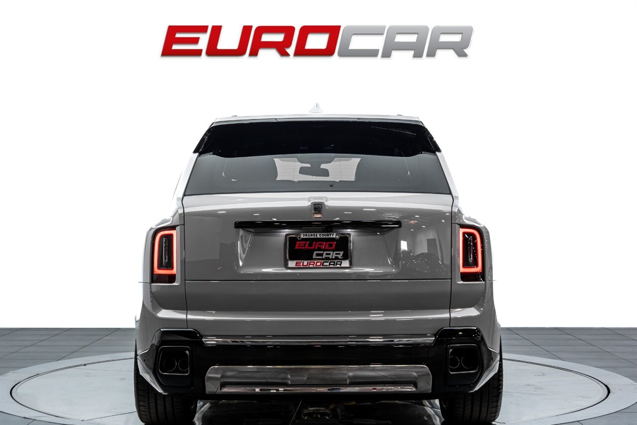 2025 Rolls-Royce Cullinan  *STARLIGHT HEADLINER * IMMACULATE CONDITION* - Photo 5 - Costa Mesa, CA 92626