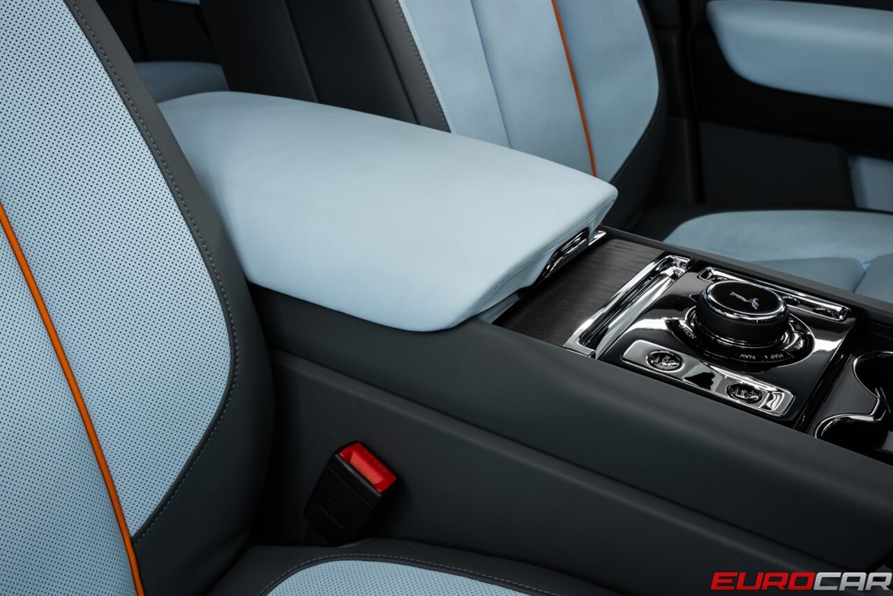 2025 Rolls-Royce Cullinan  *STARLIGHT HEADLINER * IMMACULATE CONDITION* - Photo 35 - Costa Mesa, CA 92626