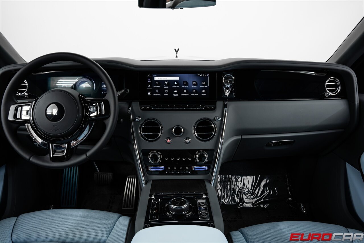 2025 Rolls-Royce Cullinan  *STARLIGHT HEADLINER * IMMACULATE CONDITION* - Photo 26 - Costa Mesa, CA 92626