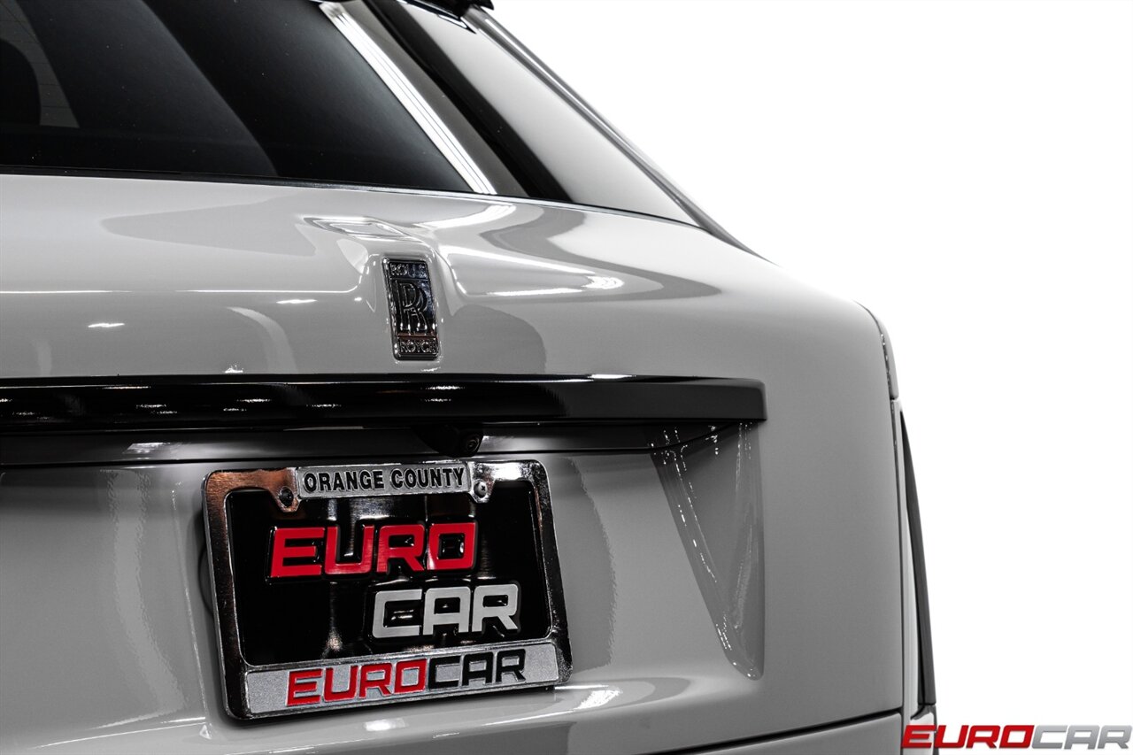 2025 Rolls-Royce Cullinan  *STARLIGHT HEADLINER * IMMACULATE CONDITION* - Photo 20 - Costa Mesa, CA 92626