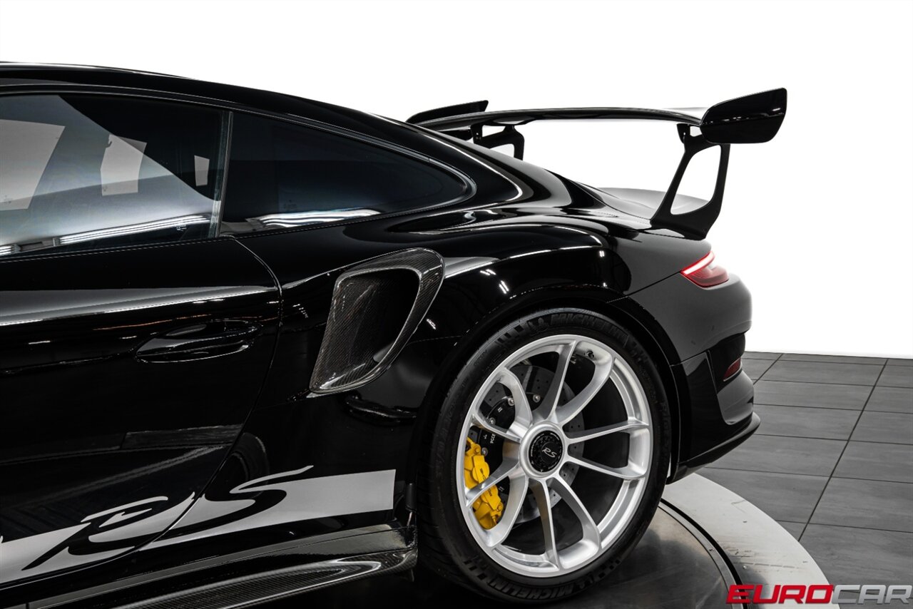 2019 Porsche 911 GT3 RS *WEISSACH PACKAGE * HUGE CARBON OPTIONS * FRONT AXLE LIFT* - Photo 24 - Costa Mesa, CA 92626