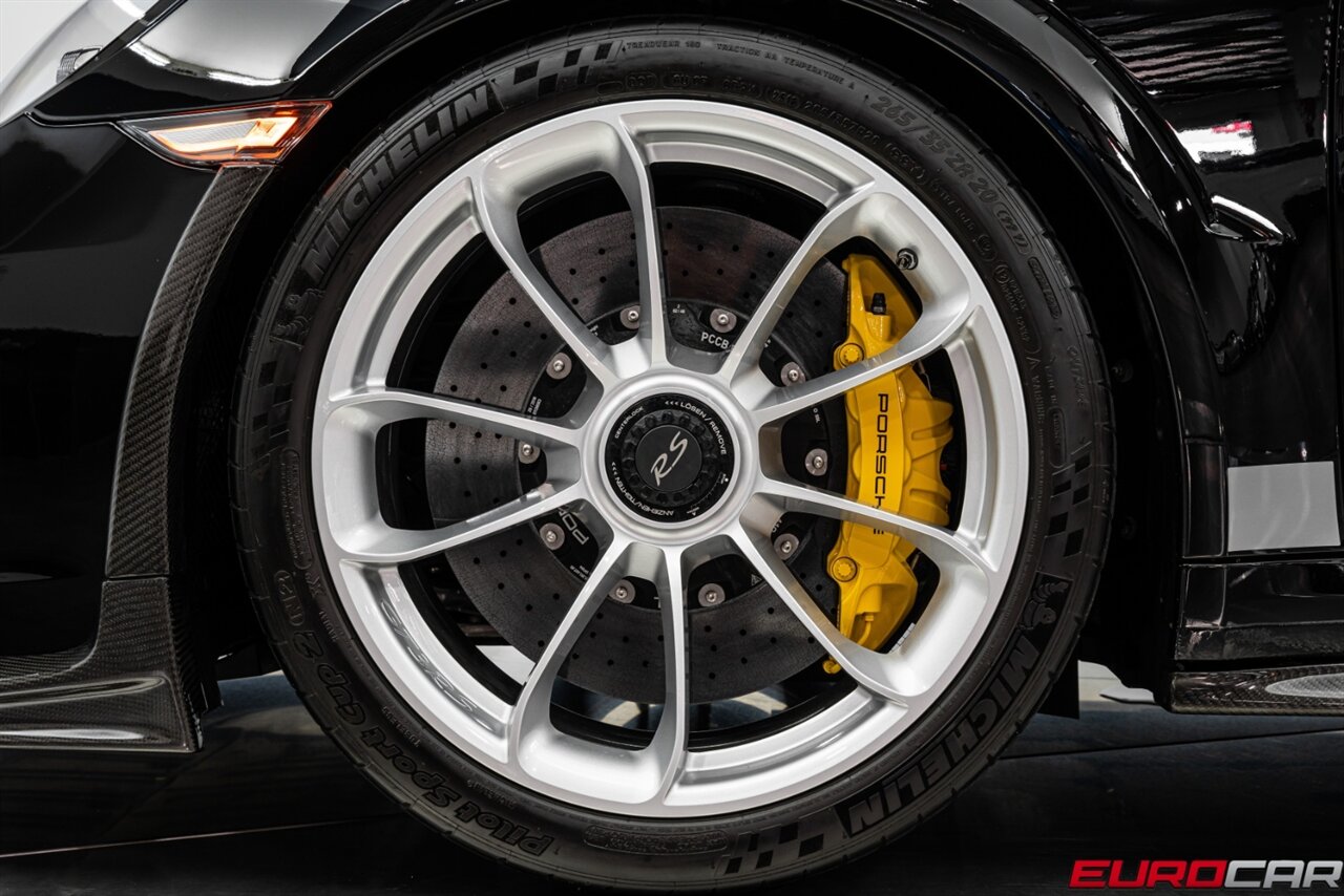 2019 Porsche 911 GT3 RS *WEISSACH PACKAGE * HUGE CARBON OPTIONS * FRONT AXLE LIFT* - Photo 33 - Costa Mesa, CA 92626